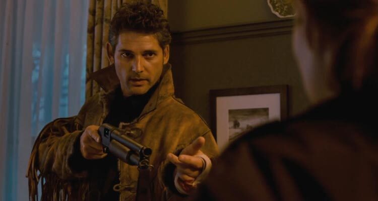Deadfall 2012 Movie Scene Eric Bana as Addison holding a shotgun