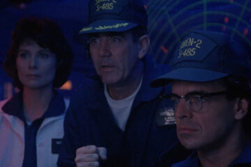 The Rift 1990 Movie R. Lee Ermey, Ray Wise and Deborah Adair looking at the progress of others on a submarine screen