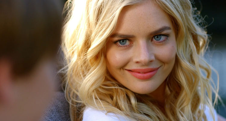 The Babysitter 2017 Movie Samara Weaving as Bee close up smiling and looking beautiful