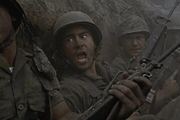 Tigerland 2000 Movie Scene Colin Farrell as Pvt. Roland Bozz holding his M16 rifle in a trench
