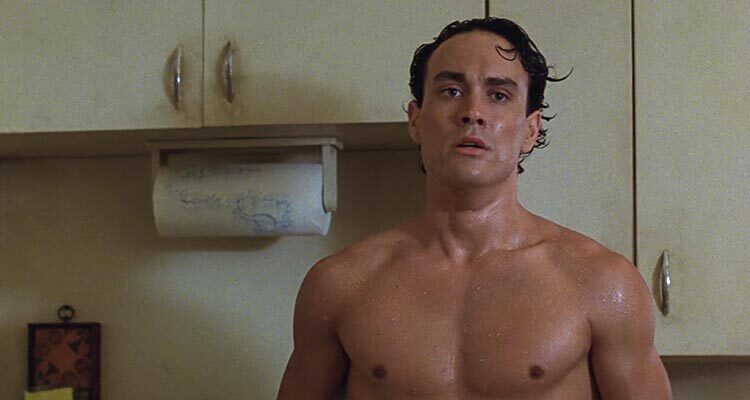 Rapid Fire 1992 Movie Scene Brandon Lee as Jake Lo shirtless in the kitchen
