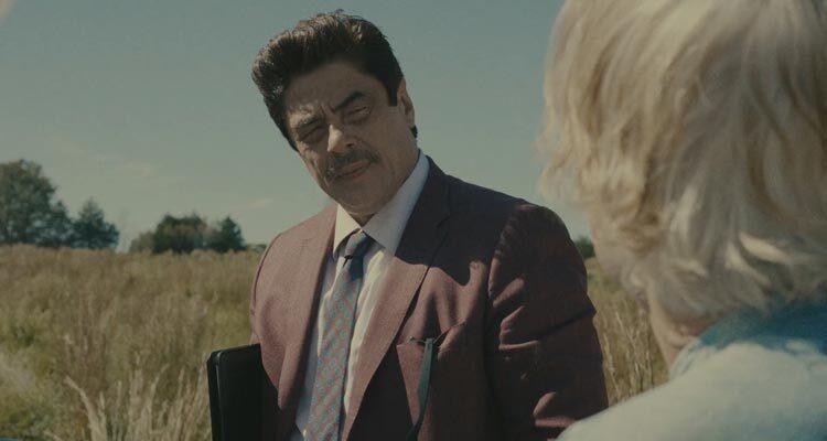 Reptile 2023 Movie Scene Benicio Del Toro as Tom Nichols conducting interviews