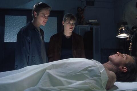 Final Destination 2000 Movie Scene Devon Sawa as Alex and Ali Larter as Clear Rivers in the morgue looking at the dead body of their friend Chad Donella as Tod